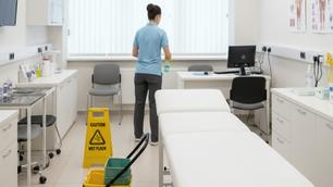 La limpieza profesional  en consultorios es sinónimo de ambientes sanitarios, cuidados con precisión